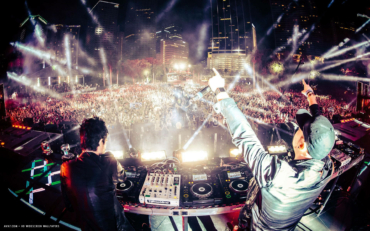 Special Offer: Free Drinks on Friday Nights