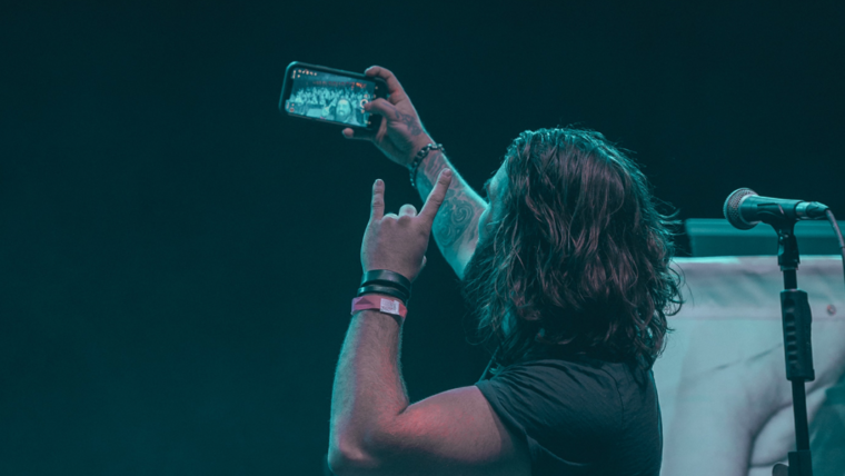 Become a Model for the Club’s Commercial